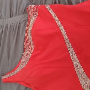 Coral gown, gorgeous 😍